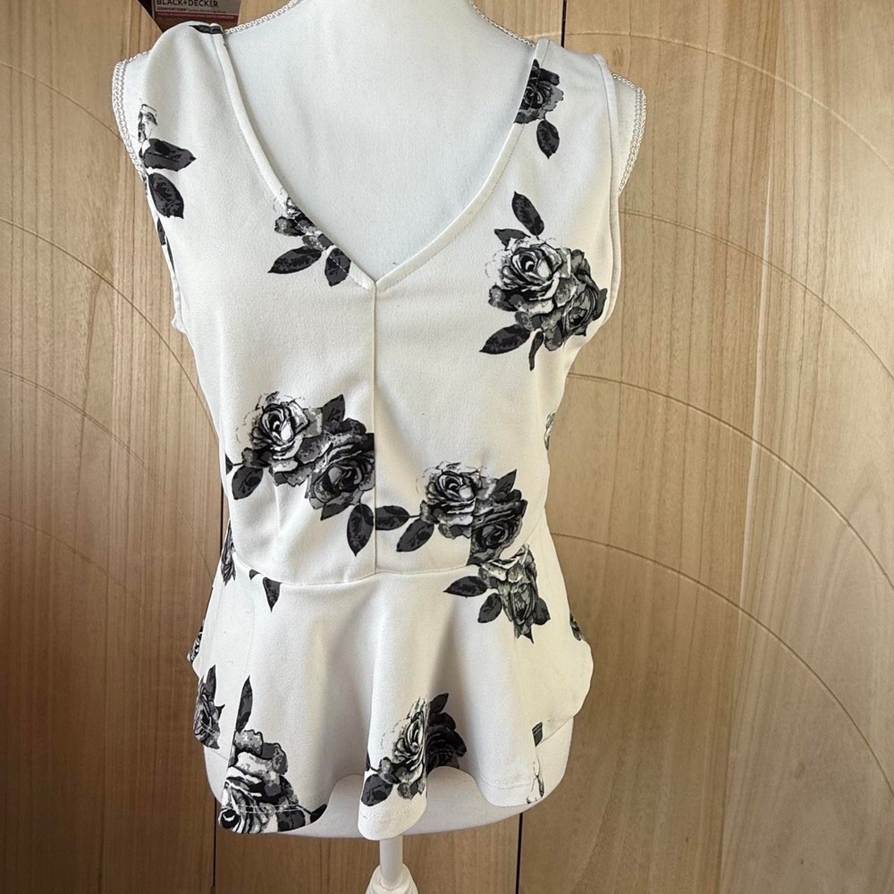 Whimsigoth Gothic Rose Print Peplum Top Size XL